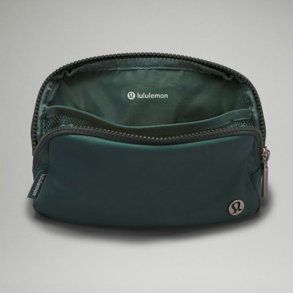 LULULEMON 1LBELT BAG IN MEDIUM FOREST/DARK FOREST - Picture 3 of 9